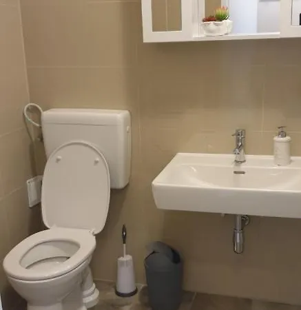 Mycrib I Free Parking I Self Check-in