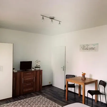 Mycrib I Free Parking I Self Check-in Apartamento